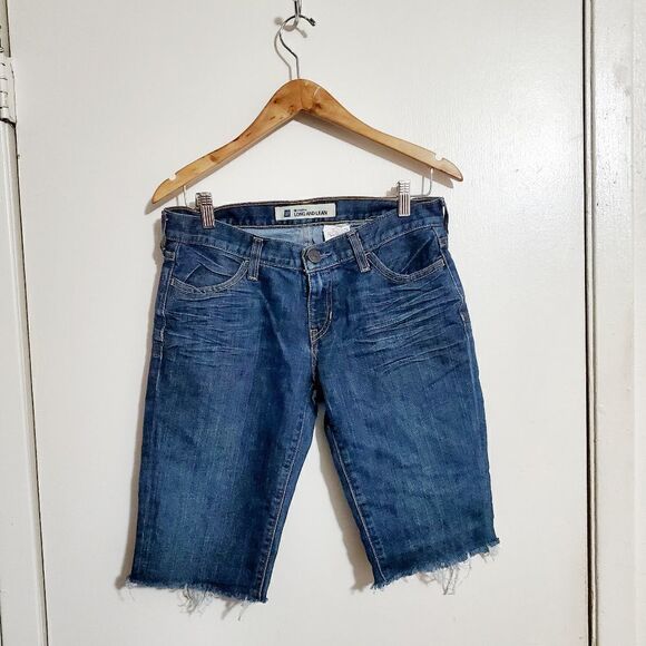 Gap Long and Lean Blue Denim Bermuda Shorts - Picture 1 of 6